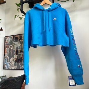 NWT Champion Blue Heavyweight Logo Embroidered Cutoff Crop Active Sweater Small